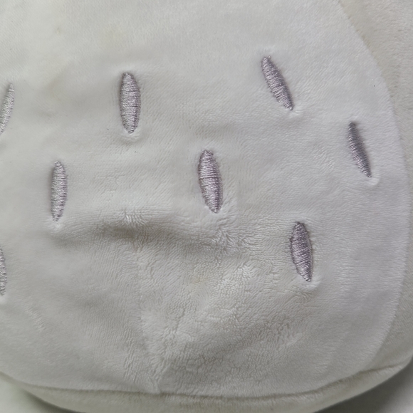 8” Vee the Gray White OWL Baby with RATTLE Squishmallow- Stained - Picture 4 of 6